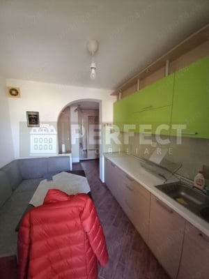 Apartament 2 camere, et 4 4, Carol Davila - 300 euro luna - imagine 4