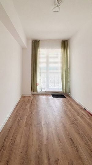 Apartament Insorit- Zona Coresi - imagine 8