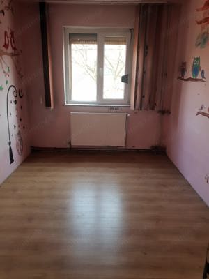 4 camere etaj 3 Circumvalatiunii, str. Stelelelor ... cu CENTRALA PROPRIE, neamenajat - imagine 9