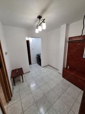 350 Euro!!! 2 Camere Et 2 cu centrala proprie Zona Soarelui - imagine 8