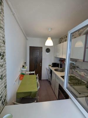 Apartament 2 camere langa Campus Scolar - imagine 3