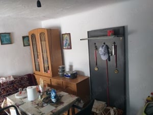 Vand Casa ,în comuna Contesti județul Teleorman ,800 m  ,casa locuibila ,anexă pivniță,4 camere,bucd - imagine 3