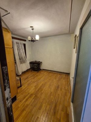 De vânzare| Apartament 3 camere| Bucatarie inchisa| centrală proprie - imagine 3