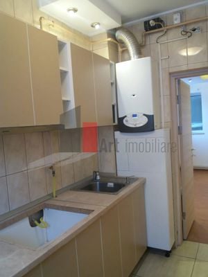 Apartament de 4 camere in vila - imagine 7