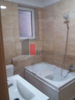 Apartament de 4 camere in vila - imagine 9