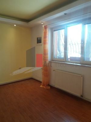 Apartament de 4 camere in vila - imagine 6