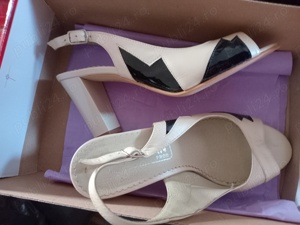 Vinzari diverse incaltaminte