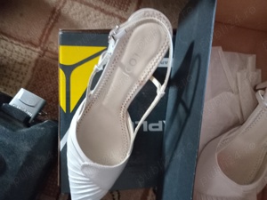 Vinzari diverse incaltaminte  - imagine 2
