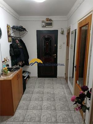 Brancoveanu-Zona Izvoare,apartament 4 camere,bloc reabilitat - imagine 7