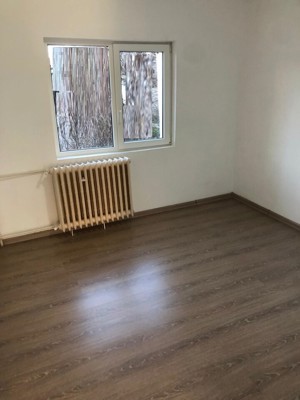 CANTACUZINO-Paltinis - 2cam, cf1,p/4,renovat,cu balcon - 68500 euro - imagine 4