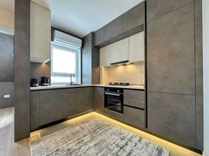 Apartament cu Structura Generoasa, in zona Coresi - imagine 15