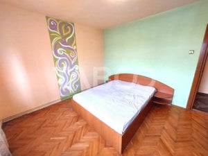 Apartament de vanzare decomandat 3 camere 2 bai zona Terezian - imagine 2