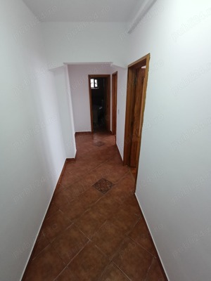 Vanzare apartament 2 camere dec, in Galati, Micro 14, renovat total - imagine 4