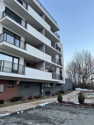 Apartament 3 camere,2 balcoane,garaj subteran și boxa depozitare