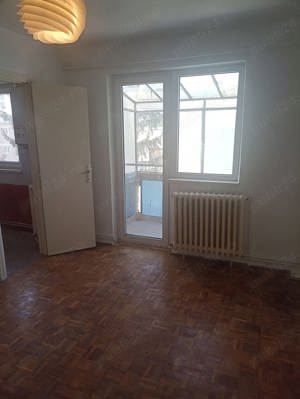 De vânzare apartament cu 2 camere  - imagine 4