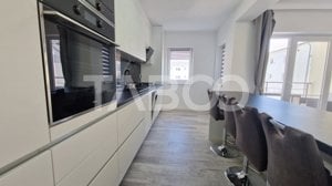 Apartament decomandat cu 3 camere balcon etaj intermediar Selimbar - imagine 16