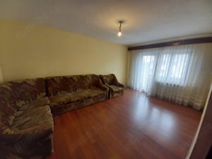 Vând Apartament cu 3 camere in Fagaras, langa Bulevard - imagine 2