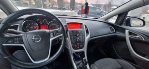 Opel astra j 2011  355 000 km  - imagine 3