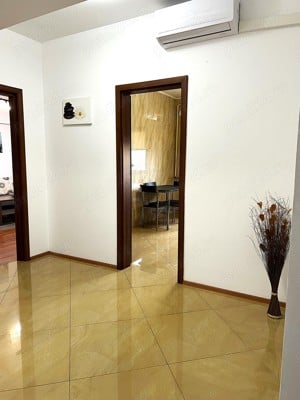 Apartament ultramodern, 2 camere, etaj 8, Italian Residence - imagine 2