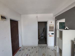 Vând apartament cu 1 cameră în Florești județul Cluj  - imagine 4