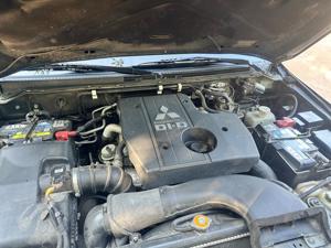 Mitsubishi Pajero  Autoutilitata 3.2 DI-D - imagine 3