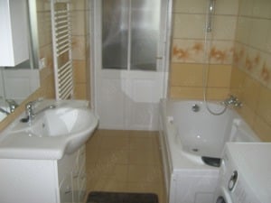 Închiriez apartament - imagine 6