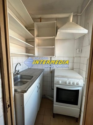 Apartament cu 3 camere 75 mp in Centru de inchiriat - imagine 5