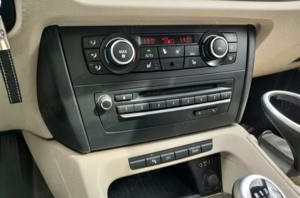 Vand sau schimb BMW X1 sDrive 2.0D 177CP N47 Editie Limitata, PachetM interior exterior - imagine 6 Vand sau schimb BMW X1 sDrive 2.0D 177CP N47 Editie Limitata, PachetM interior exterior - imagine 6