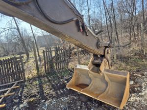 Excavator Volvo EC210B - imagine 5