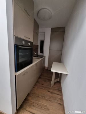 2 camere metrou Costin Georgian