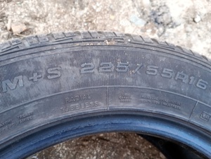 Vând Anvelope 225/55R16