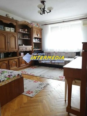 Apartament 2 Camere decomandat de vanzare zona Centru in Alba Iulia finisat  - imagine 2