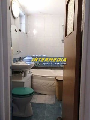 Apartament 2 Camere decomandat de vanzare zona Centru in Alba Iulia finisat  - imagine 9