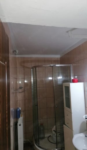 De vânzare apartament 3 camere în orașul Balș jud. Olt  - imagine 5