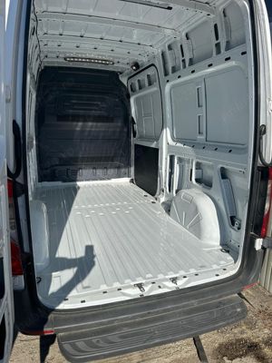 Vand microbuz Mercedes E - sprinter nou ELECTRIC  - imagine 2