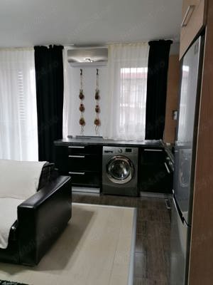 PF vand apartment 3 Camere Floresti