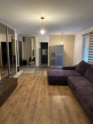 Inchiriez apartament 3 camere