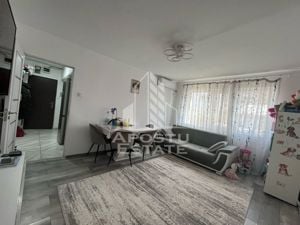 Apartament cu 2 camere, renovat, etaj intermediar, Spitalul Judetean - imagine 2