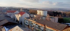 Apartament decomandat izolat 2 camere etaj 8 Curcubeu posibilitatea de a se monta sistemul solar sus