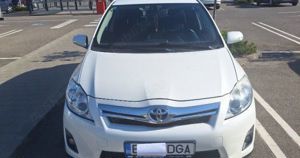 Toyota auris hybrid hibrid automata 2011 navigatie android camera parcare gratuita stare buna