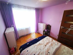 De inchiriat apartament cu 2 camere si balcon etajul 3 zona Rahovei - imagine 12