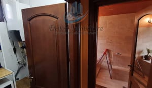 Apartament 4 camere semidecomandat -CENTRU-LUX- Piatra Neamt - imagine 4