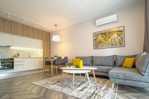 Apartament Lux ,Costin Georgian - imagine 3