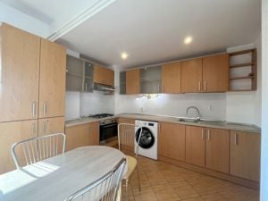 Apartament 4 camere, zona de nord, lângă Spitalul Premiere - imagine 18