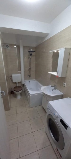 Apartament cu 3 Camere Decomandat  Zonă Excelentă!(M. Berceni) - imagine 12