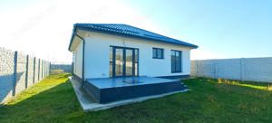 Casa de vanzare 3 camere 2 bai 375 mp teren - imagine 3