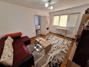 350 euro!!! AP.cu 3 camere Et 1 cu centrala proprie Zona Dacia - imagine 2