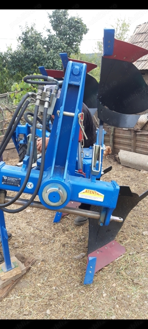 Vând plug reversibil NOU cu 3 trupițe Moldagrotehnica  - imagine 5