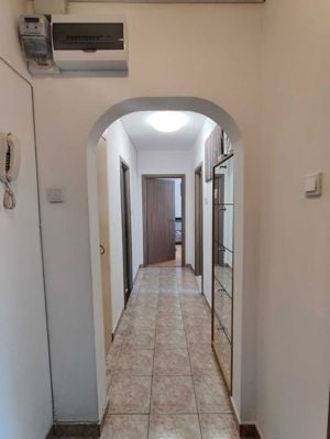 Apartament 2 camere zona Stadion Olimpia - Calea Vitan - imagine 5