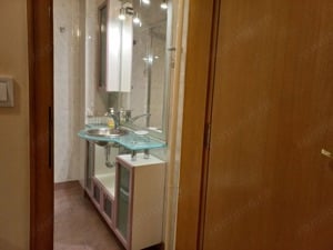 Se inchiriaza apartament cu 2 camere - imagine 5